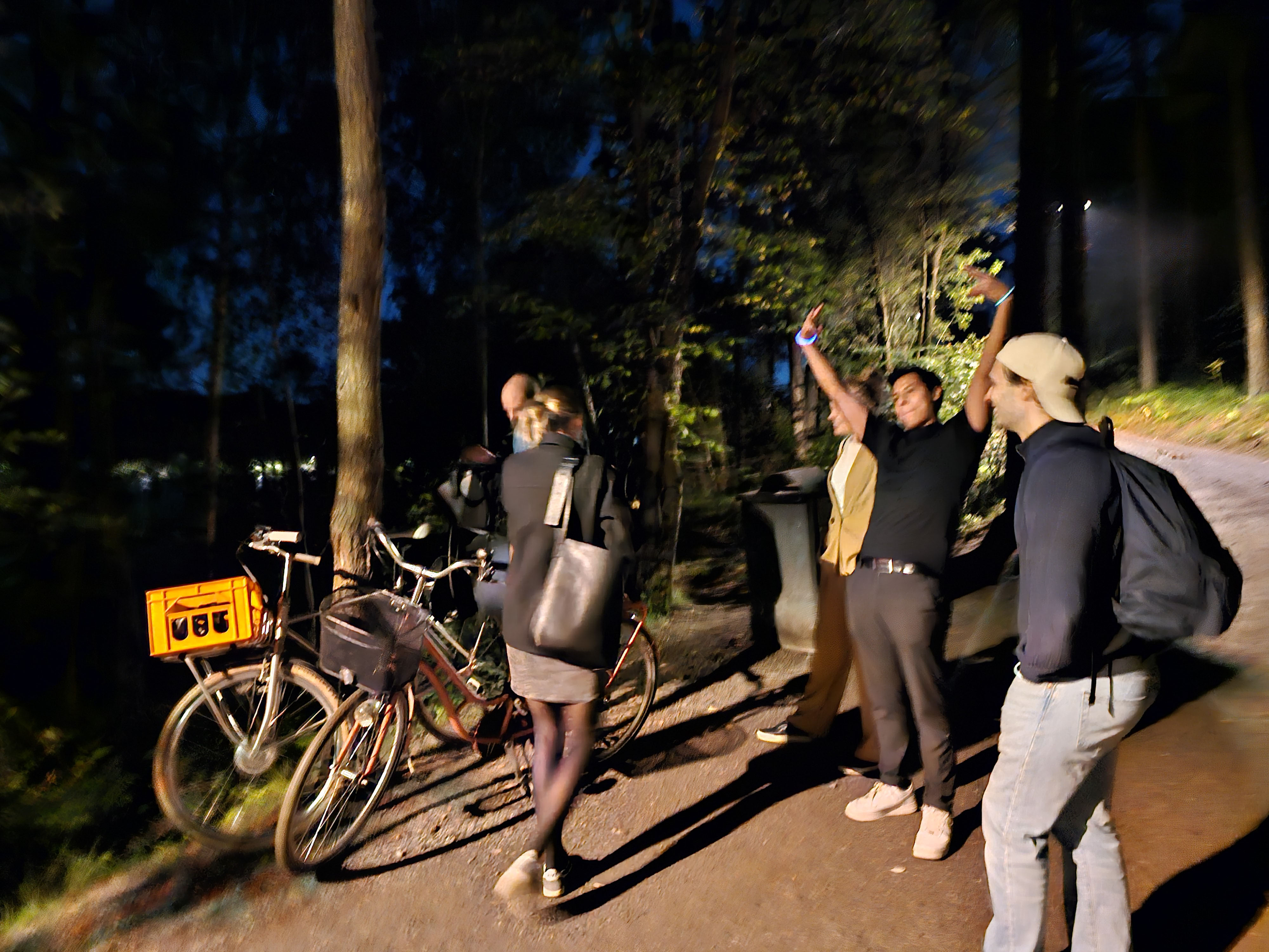 Following the festivities at the venue, we found ourselves at Åstrahöjden, having a serene night swim. As photography might not necessarily be my forte, I find myself wishing I had captured a more refined image to commemorate the occasion. It is what it is. 