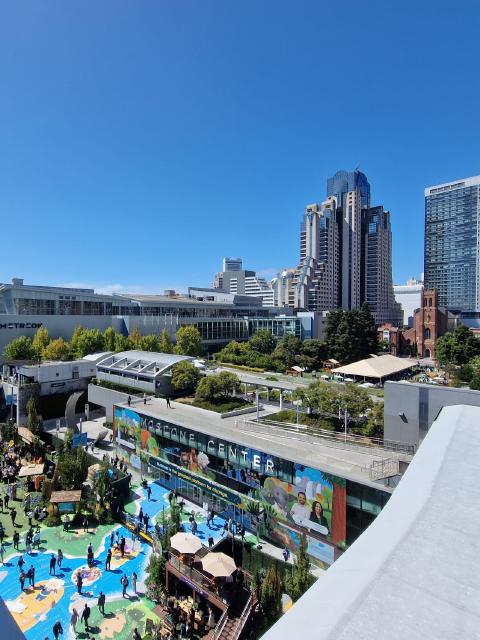 images/moscone.jpg