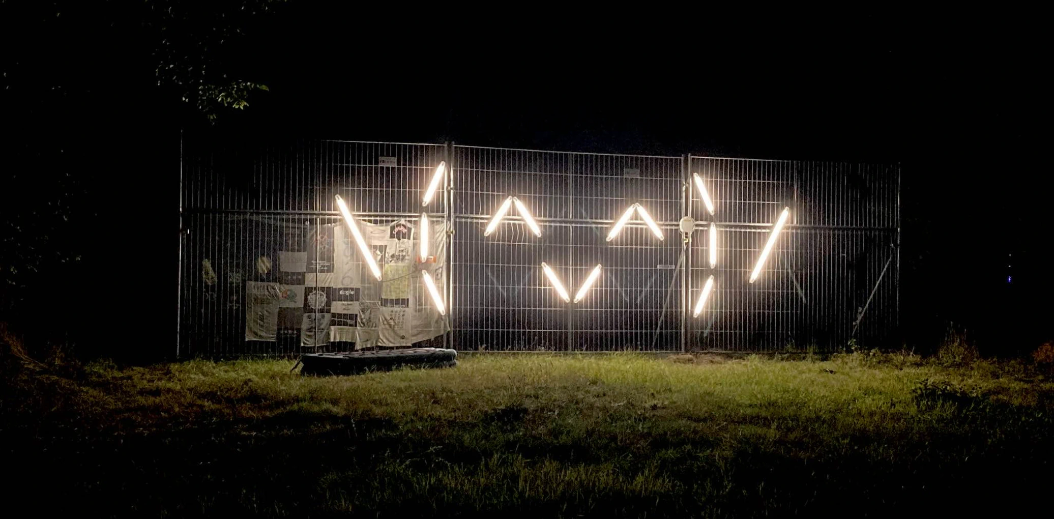 Campgrounds were not short of light installations. Everybody had some.