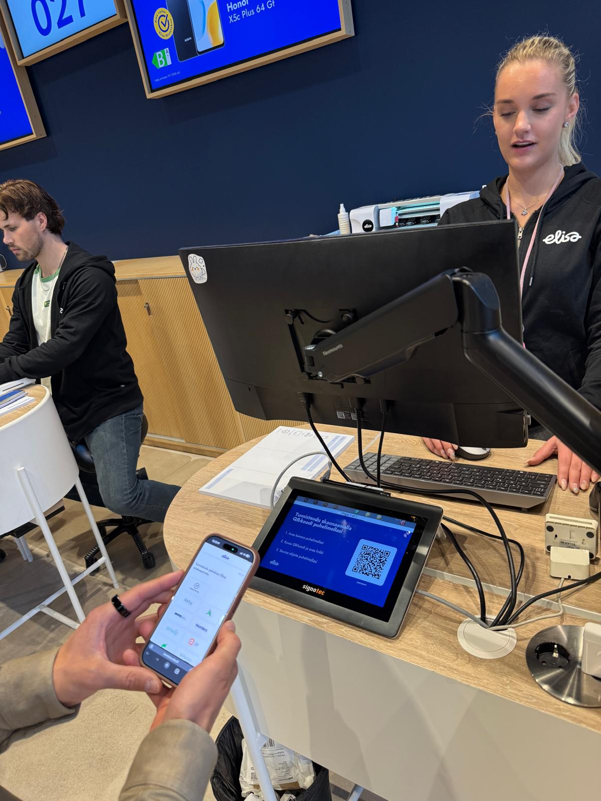 Elisa store environment Elisa store environment